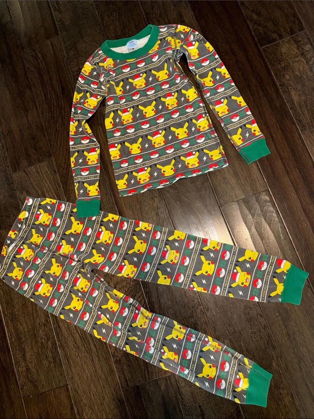 Hanna Andersson Kids Pokémon Pikachu Grey & Green Pajama Set size 8 or 130 EUC